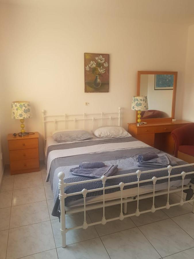 Complex Pafia 3 Apartment Paphos Bagian luar foto